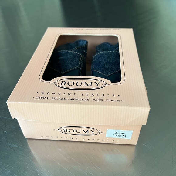 Boumy Leather Baby Booties - Color: Jeans - Picture 2 of 4